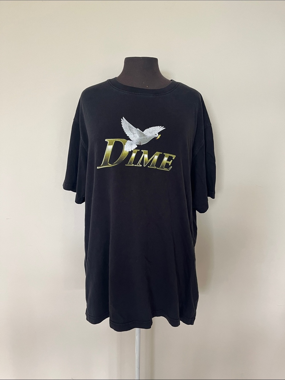 Dime black dove shirt